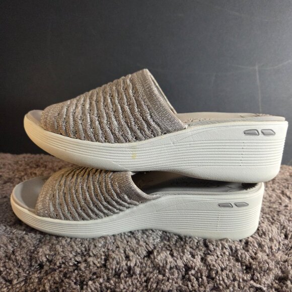 Skechers Women's Arya True Calling Sandal Taupe Size 8 - Picture 4 of 10